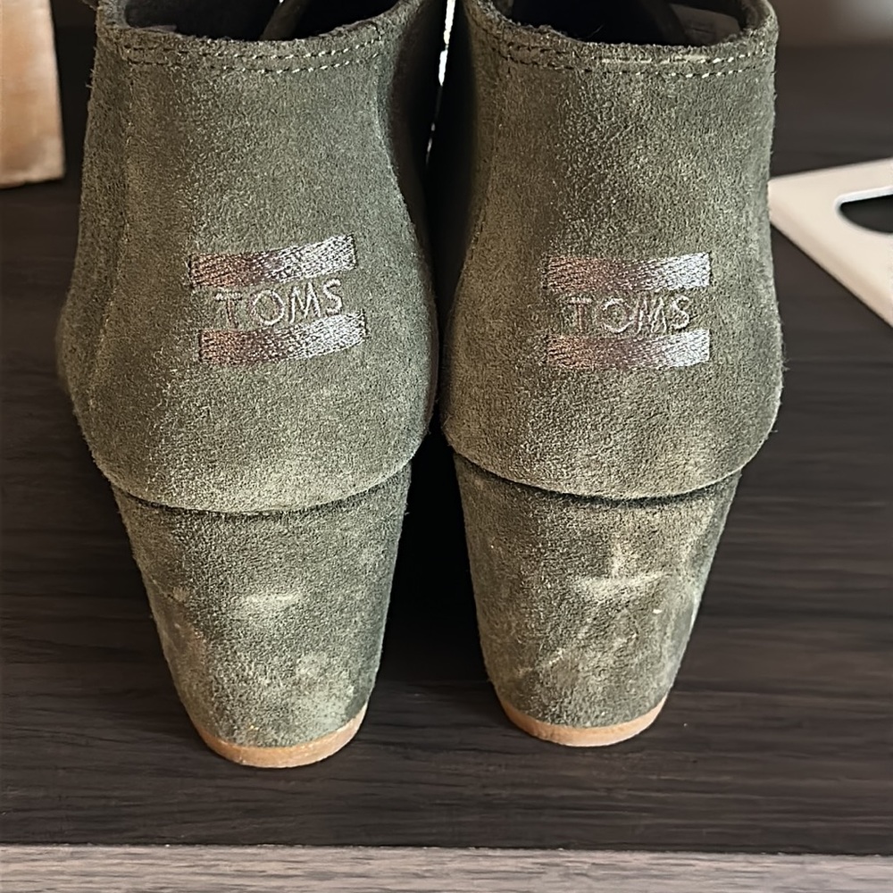 Toms Booties - Picture 3 of 6